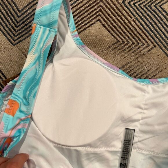 Pink VS One Piece Swimsuit - Picture 6 of 7